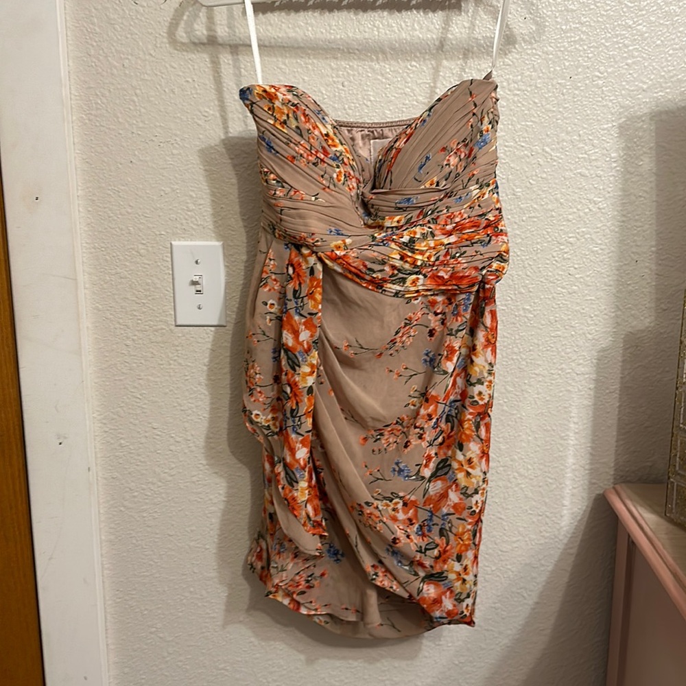 GB Gianni Bini beige floral tulle strapless mini dress